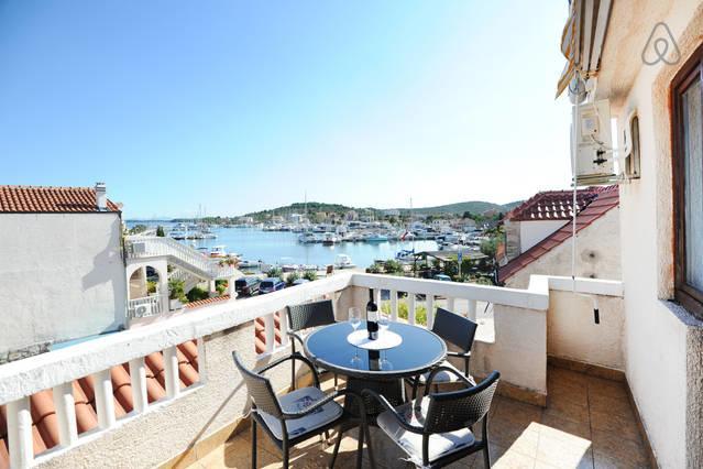 Apartman Klarin - Old Stone House Διαμέρισμα Jezera Εξωτερικό φωτογραφία
